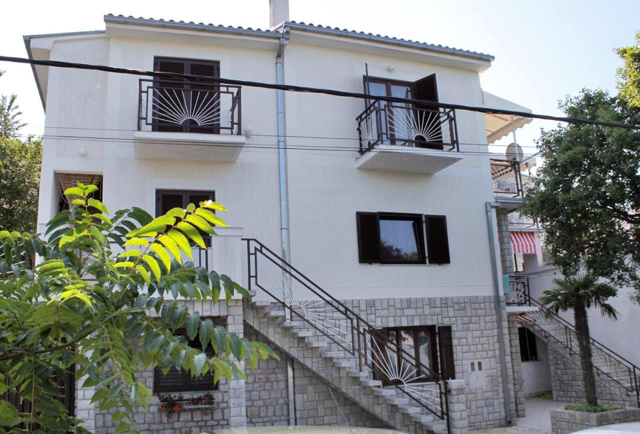 Apartment Klenovica 5580b Exterior foto